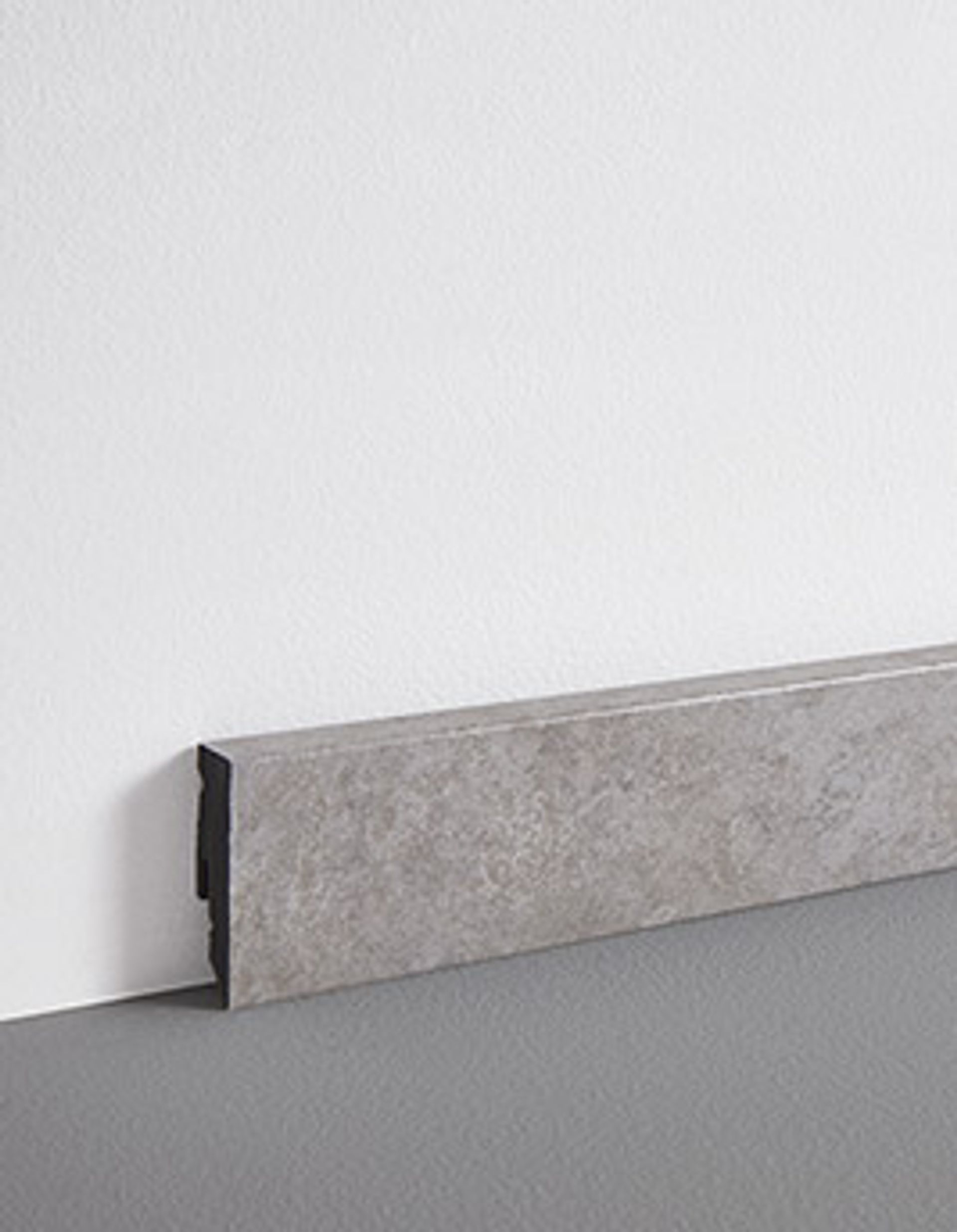 Plinthe  , PVC, décor Béton chêne minéral, h.5.00 x L. 240.00 cm