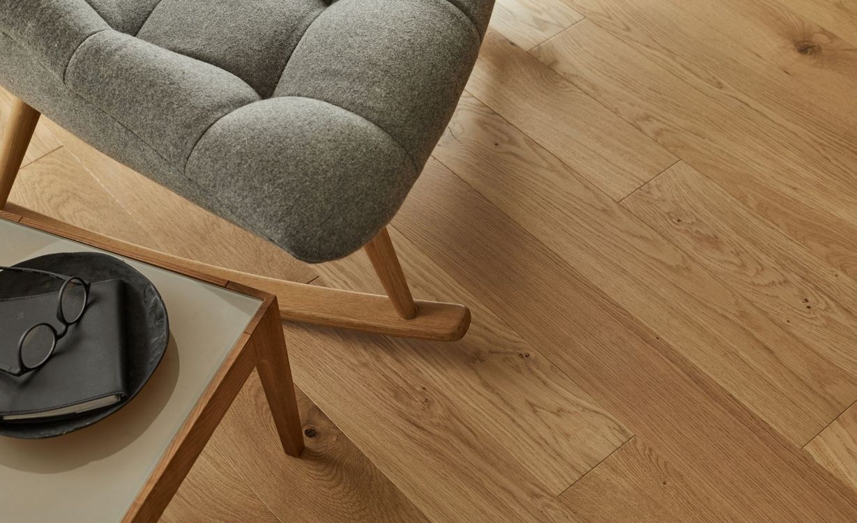 Parquet contrecollé MAJESTE 139 CHENE AUTHENTIQUE, chêne miel, verni, larg. 13.90 cm
