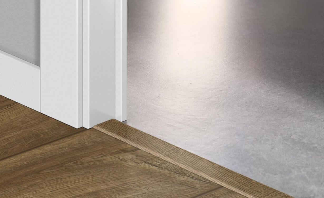 Profilé multi fonction INCIZO STRATIFIE  Quick Step, Mdf, décor chêne vieilli brun , l.4.80 x L. 215.00 cm
