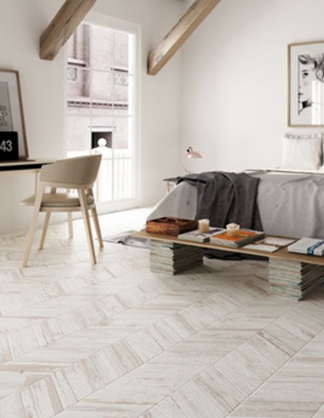 Carrelage POINT DE HONGRIE, aspect bois blanc, dim 45.00 x 90.00 cm