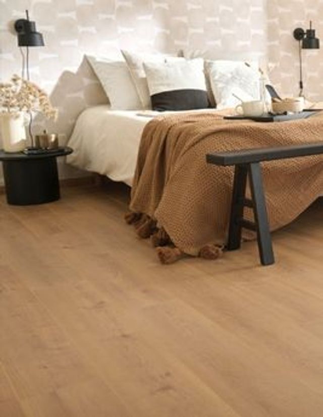Sol stratifié EASYLIFE LEGEND 2 Easylife, aspect Bois Chêne naturel doré, lame 19.20 x 126.10 cm