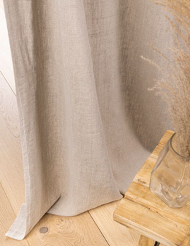Coussin sur-mesure à partir du tissu LINLAVE Semi transparent, toile lin, Uni/faux uni, Naturel