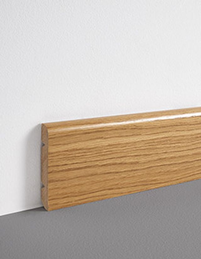 Plinthe  , Mdf placage bois, décor Bois chêne blond, h.8.00 x L. 220.00 cm