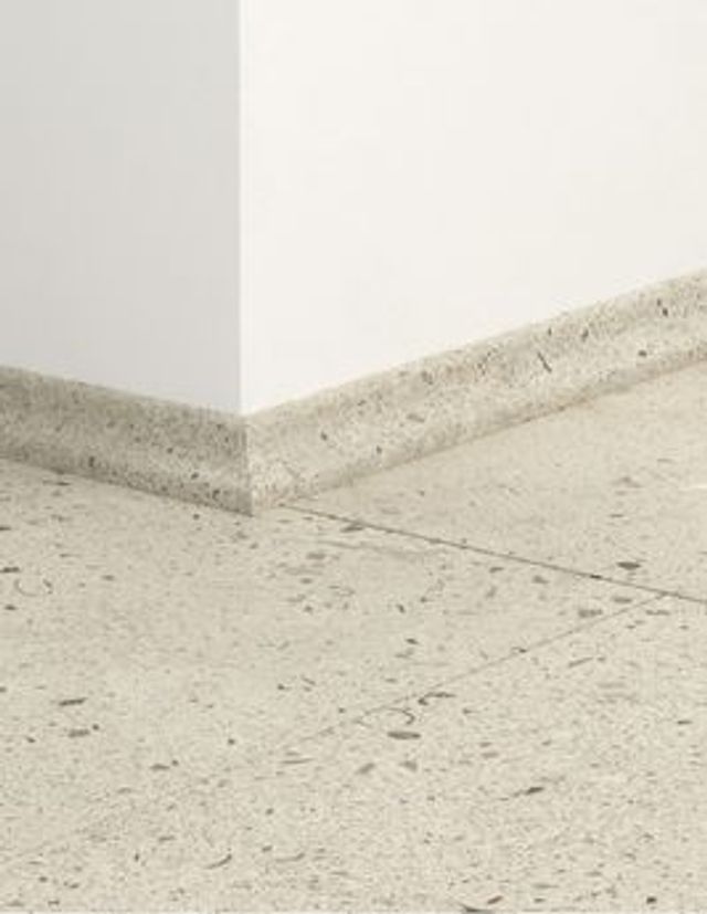 Moulure  Quick Step, PVC, décor Béton gris, h.1.70 x L. 240.00 cm