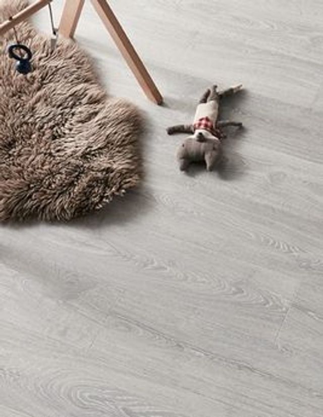 Sol stratifié IMPRESSIVE Quick Step, aspect Bois gris, lame 19.00 x 138.00 cm